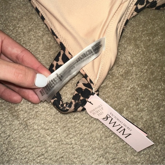 Victoria Secrets Halter Push Up Swim Top - Picture 3 of 4